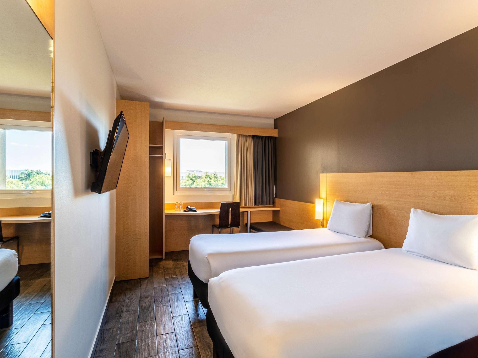 Ibis Merida Exterior photo