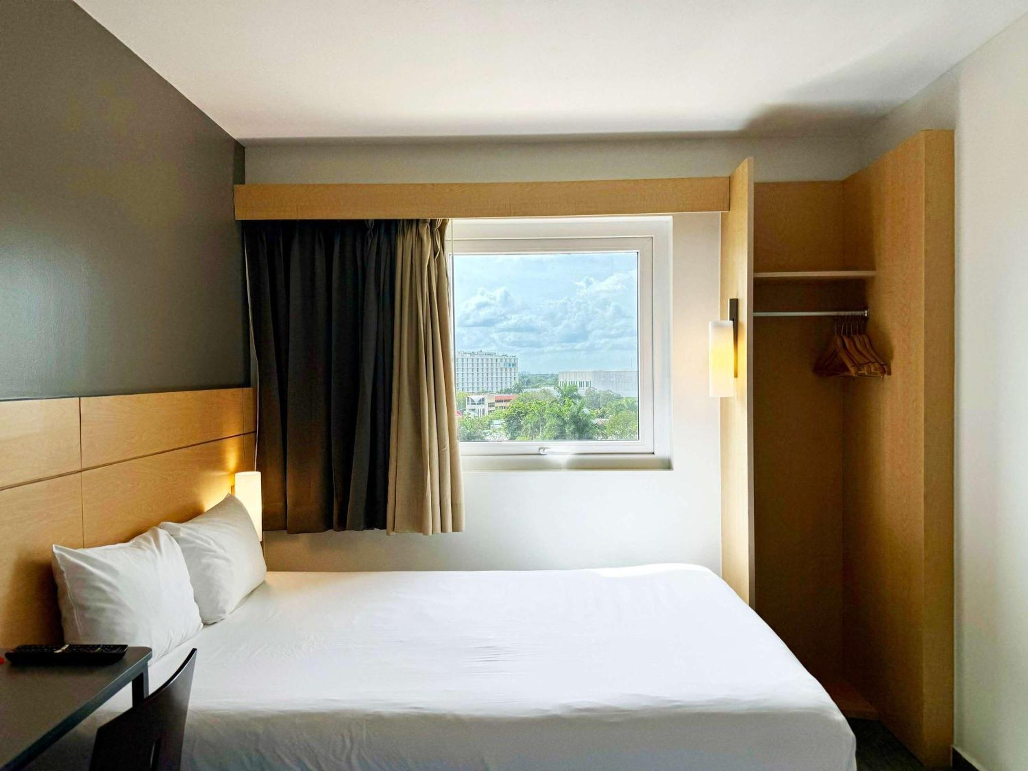Ibis Merida Exterior photo
